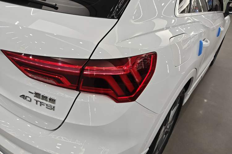 Used Audi Q3 2022 40 TFSI Fashion Dynamic Model
