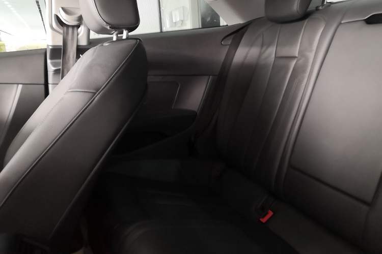 Used Audi A5 2017 Coupe 40 TFSI Fashion Model
