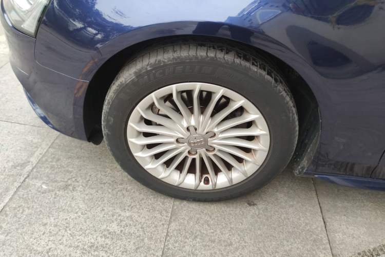 Used Audi A4L 2015 35 TFSI Automatic Comfort Model
