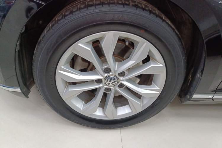 Used Volkswagen Magotan 2018 330TSI DSG Luxury Model
