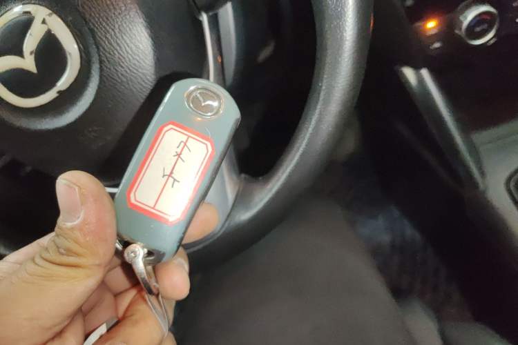 Used Mazda CX-5 2015 2.0L Manual Two-Wheel Drive Comfort Version
