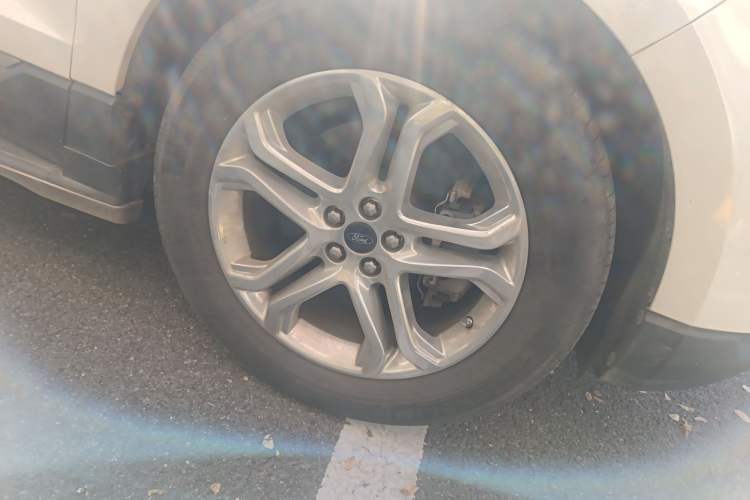 Used Ford Edge 2016 EcoBoost 245 Two-Wheel-Drive Titanium 7-Seater