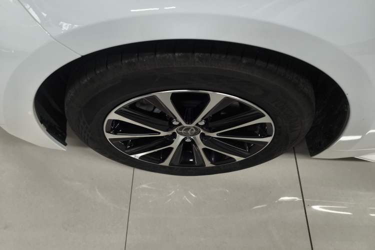 Used Toyota Levin 2024 Smart Electric Hybrid Dual-Engine 1.8L Leading Edition