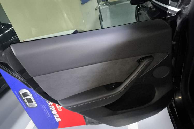 Used Tesla Model Y 2021 Standard Range Rear-Wheel Drive Version
