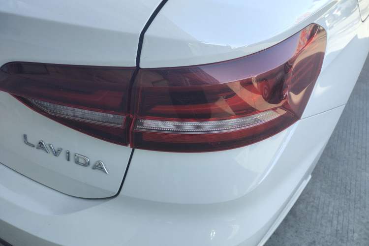 Used Volkswagen Lavida 2023 1.5L Automatic De Yi Edition
