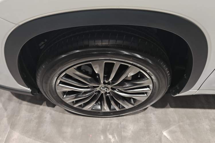 Used Toyota Highlander 
