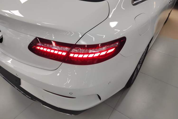 Used Mercedes-Benz E-Class 2021 E 260 Coupe