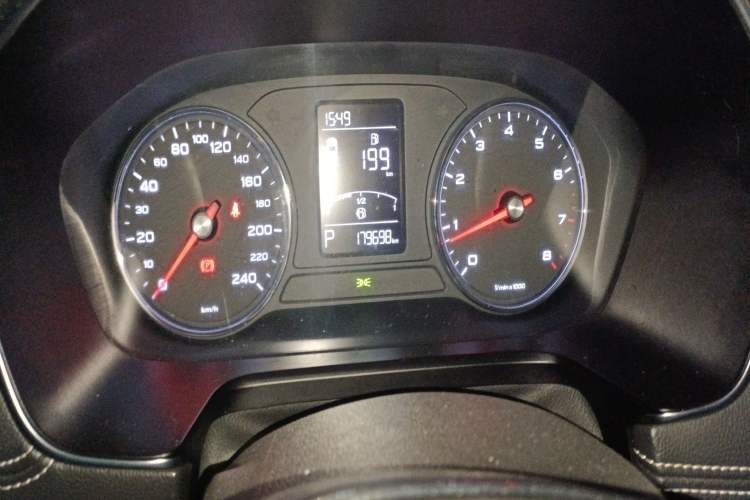 Used Roewe RX5 2018 20T Two-Wheel Drive Automatic Flagship Edition