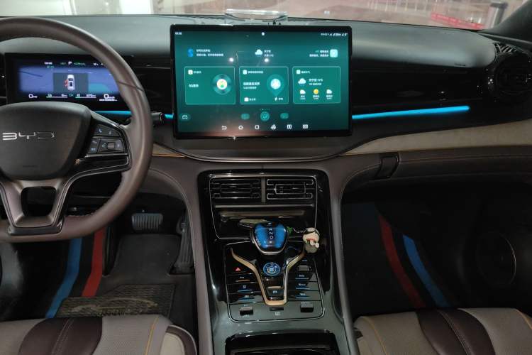 Used BYD Frigate 07 2023 DM-i 100KM Luxury Model
