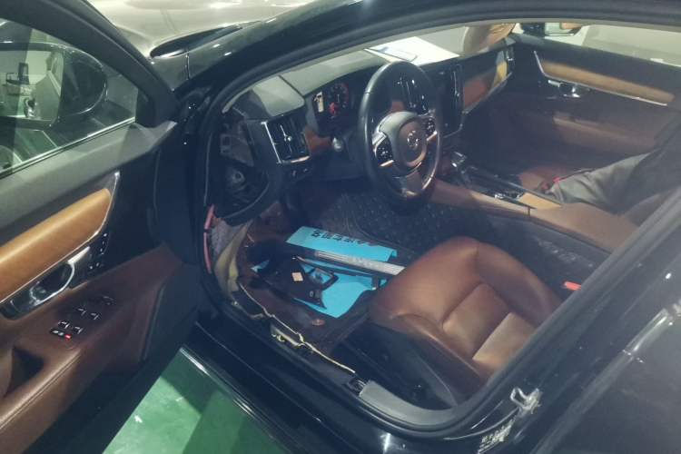 Used Volvo S90 2019 T5 Zhiyuan Edition
