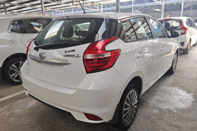 Used Toyota YARiS L 2016 Revised 1.5E CVT Charming Edition