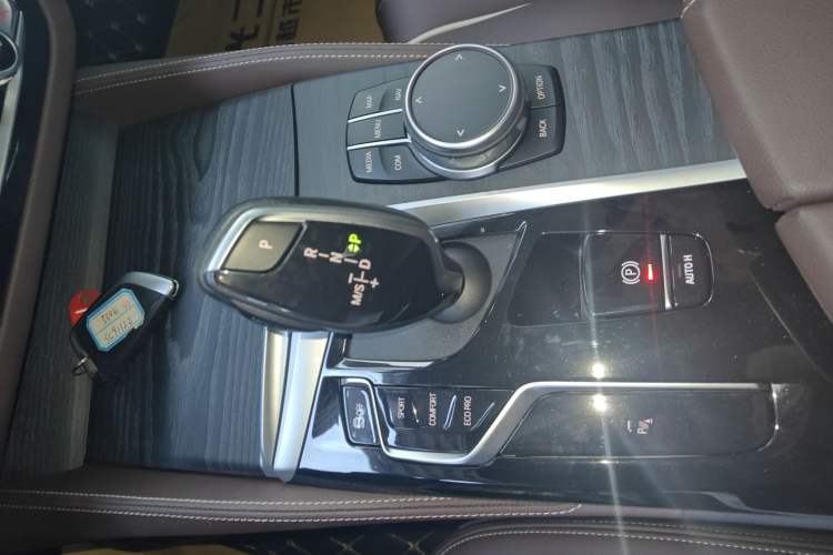 Used BMW 5 Series 2023 Restyled 530Li Leading Edition M Sport Package