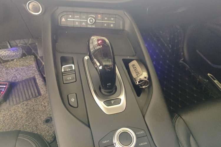 Used Haval F7 2019 2.0T Two-Wheel Drive i-Van China V standard
