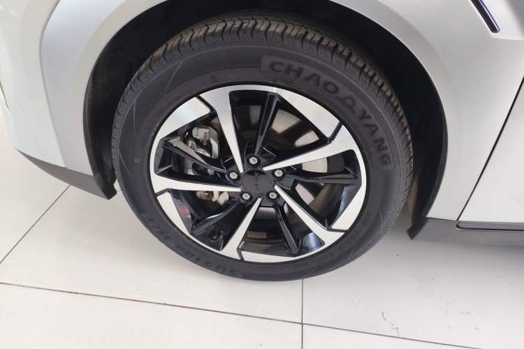 Used AION Y 2023 Younger Star Edition