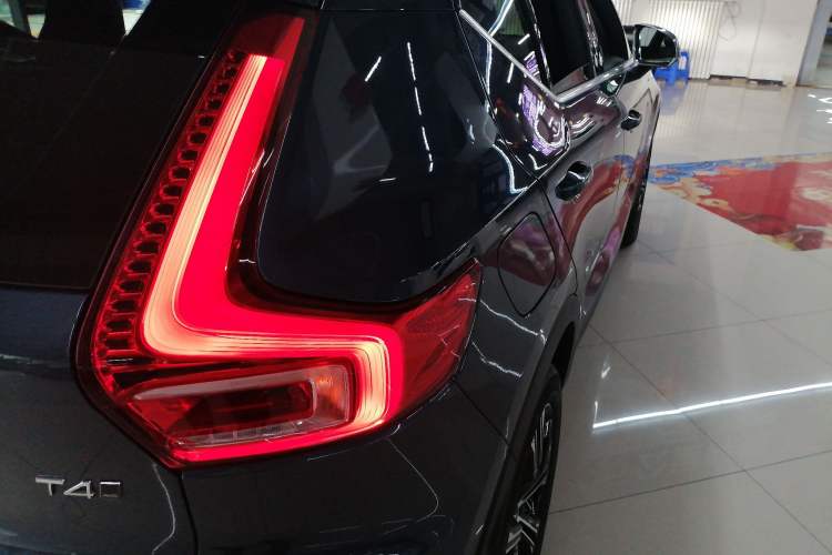 Used Volvo XC40 2021 T4 Four-Wheel Drive Smart Luxury Edition
