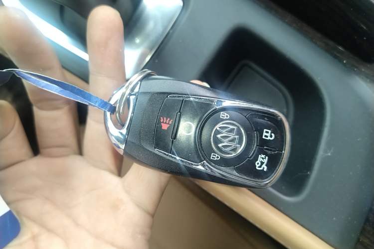 Used Buick LaCrosse 2016 28T Flagship Model
