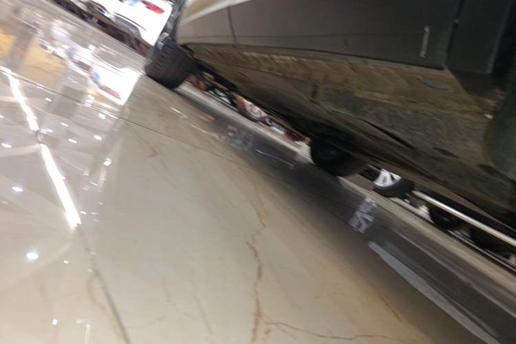 Used Volkswagen Tiguan L 2020 330TSI Automatic Two-Wheel Drive Smart Luxury Edition China VI Standard
