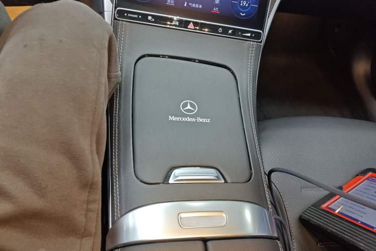 Used Mercedes-Benz C-Class 2024 C 260 L Brilliant Night Sports Edition
