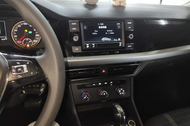 Used Volkswagen Lavida 2019 Hatchback 200TSI DSG Comfort Edition China VI
