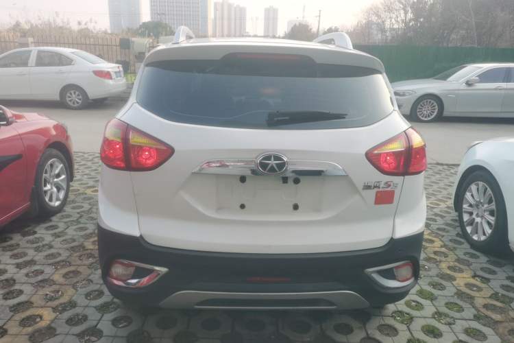 Used  Refine S3 2014 1.5L CVT Luxury Smart Model
