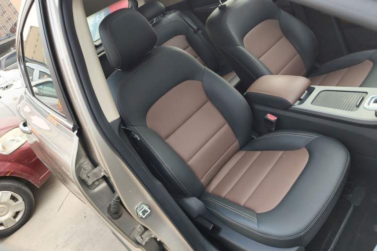 Used Geely Auto Emgrand GS 2018 Lingchao Edition 1.4T Automatic ZhenShang Smart Connectivity Model
