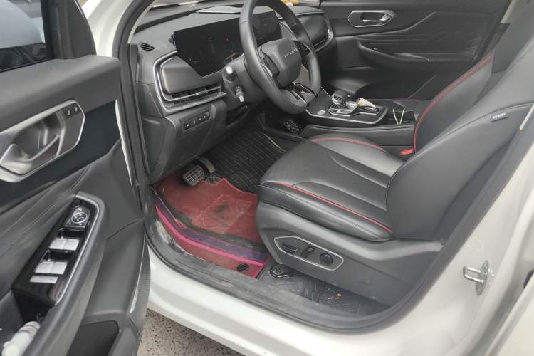 Used BAIC Beijing X7 2023 1.5TD DCT Premium+ Edition
