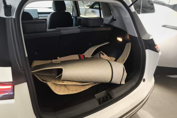 Used AION Y 2023 Younger Star Edition