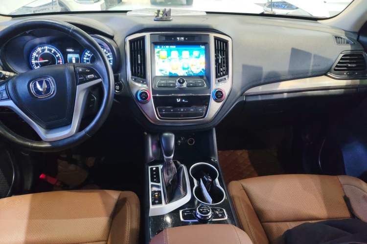Used Changan CS95 2017 2.0T Four-Wheel Drive SmartDrive Edition