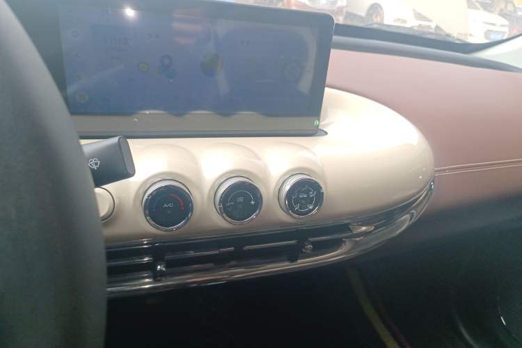 Used Wuling Bingo 2024 333 km Enjoyment Version
