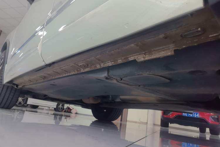 Used Volkswagen Tiguan L 2021 330TSI Automatic Two-Wheel Drive R-Line Enhanced Edition
