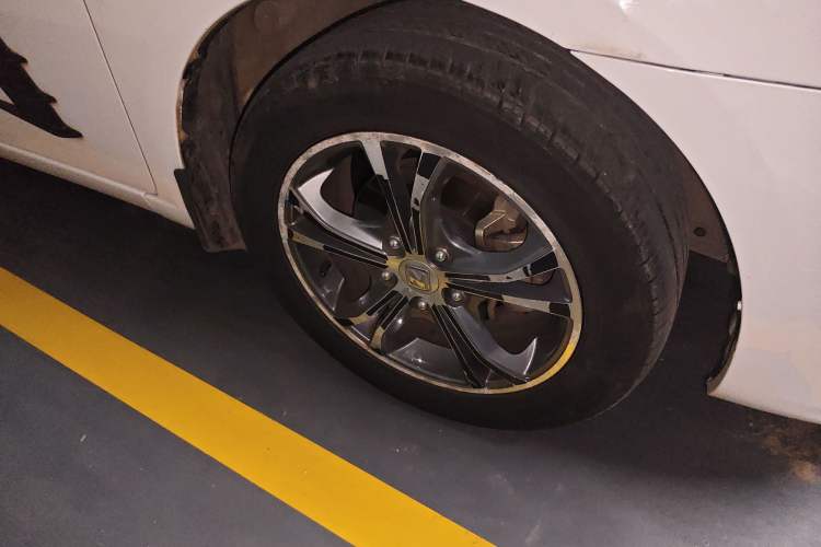 Used Zotye Z300 2014 1.5L Urban Edition Manual Luxury Model