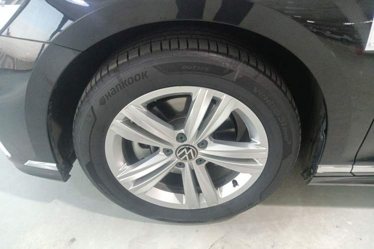 Used Volkswagen Magotan 2025 Zhongxiang Version 280TSI DSG Comfort Edition