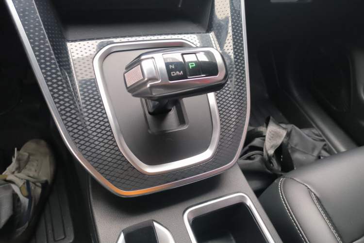 Used Haval M6 2021 PLUS 1.5T DCT Luxury Smart Connectivity Model
