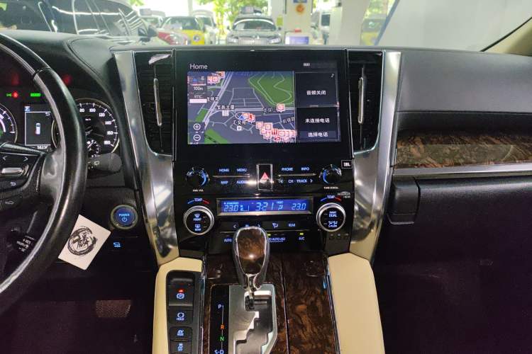 Used Toyota Alphard 2021 Dual-Engine 2.5L Luxury Edition
