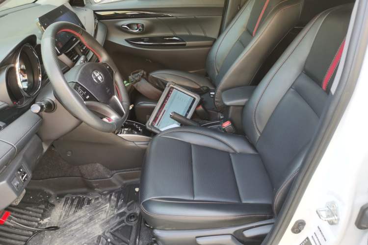 Used Toyota YARiS L 2022 X-Trail 1.5L CVT Luxury PLUS Edition