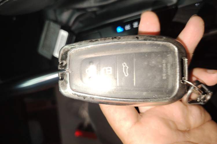 Used Toyota Crown Land Cruiser 2023 2.5L HEV Four-Wheel Drive Flagship Edition
