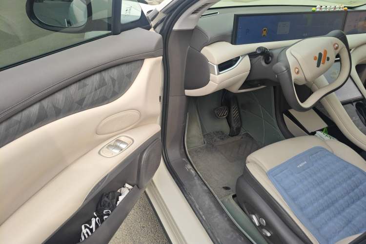 Used IM LS6 2023 Max Standard Edition
