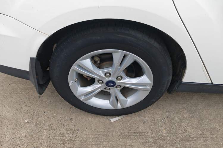 Used Ford Focus 2018 Sedan Classic 1.6L Automatic Comfort Plus Smart Drive Version
