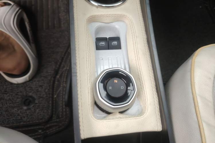 Used Geely Galaxy Panda 2024 Panda Mini 200km Longteng PRO Edition