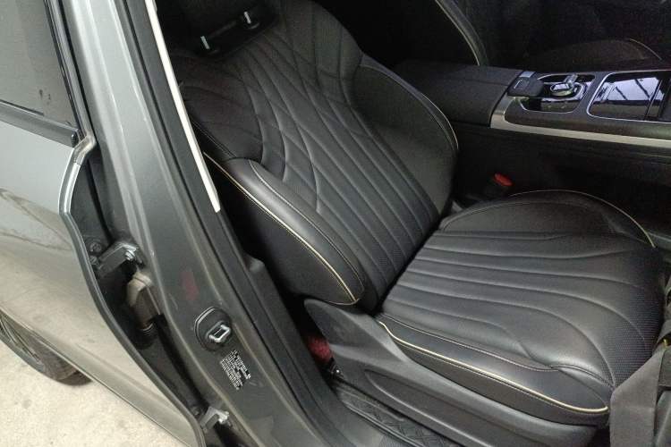 Used Chery Tiggo 9 2023 2.0T Dual-Clutch Two-Wheel Drive Luxury Edition 5 Seats
