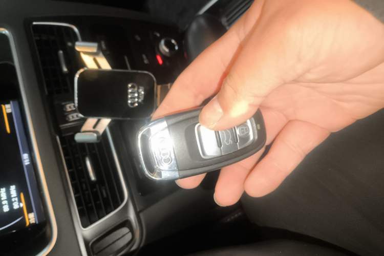 Used Audi Q5 2017 40 TFSI Comfort Model
