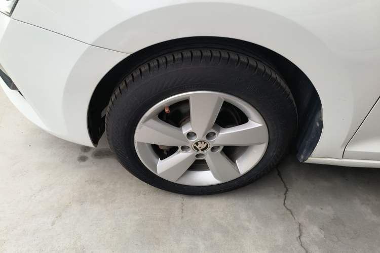 Used Skoda Rapid 2020 1.5L Manual Standard Edition
