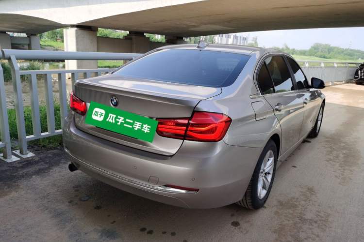 Used BMW 3 Series 2016 316Li Fashion Model
