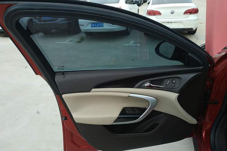 Used Buick Regal 2015 2.0L Leading Fashion Edition
