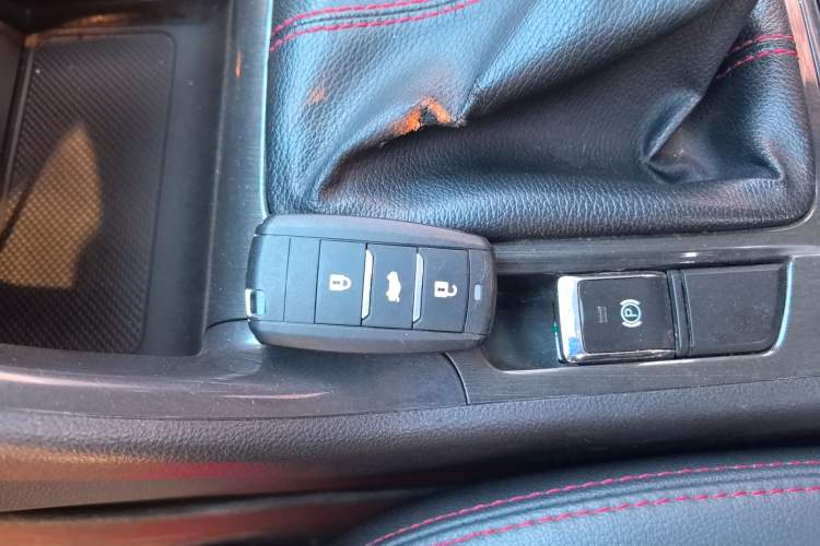 Used Changan CS75 2017 Shangku Edition 1.5T Manual ZhiXiang Model