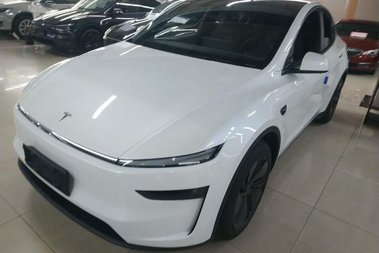 Used Tesla Model Y 