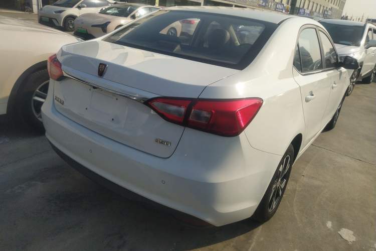 Used Roewe 360 2017 1.5L Automatic Luxury Edition
