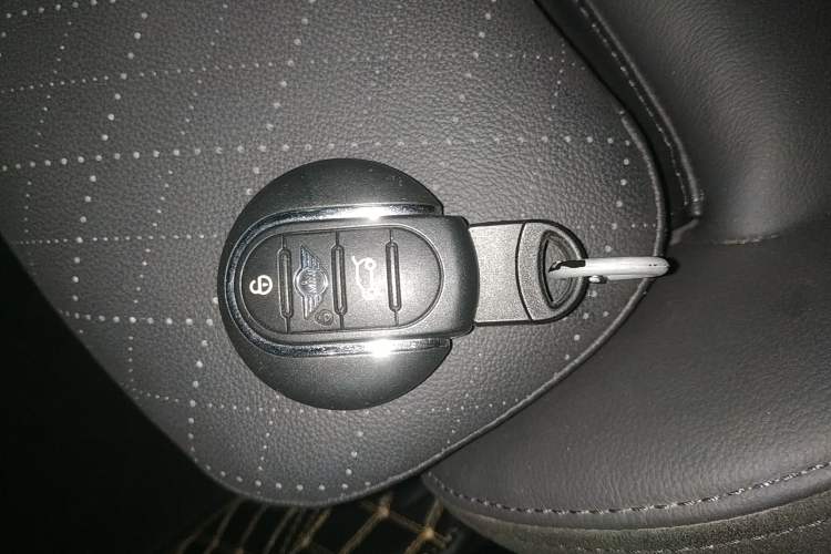 Used  MINI 2022 Updated 1.5T COOPER Classic Edition