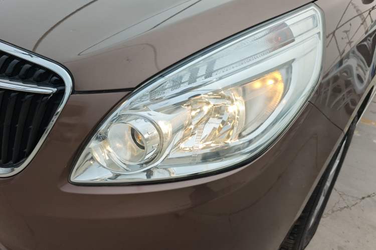 Used Buick GL8 2018 28T Luxury Model China VI Standard
