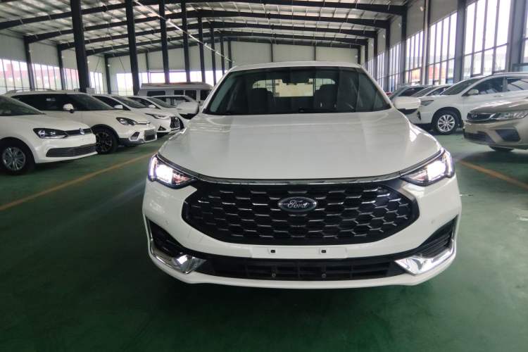 Used Ford Escort 2021 1.5L Automatic Diamond Edition
